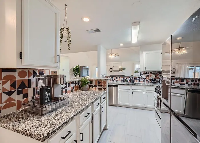 4br Family Retreat Near Austin & Kalahari *