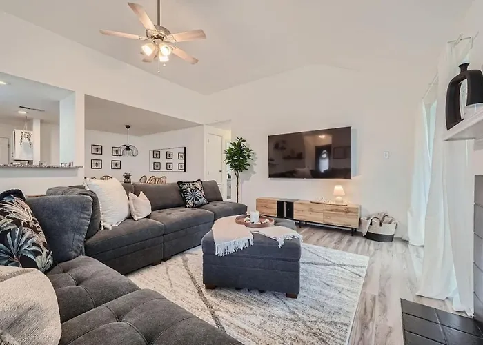 4br Family Retreat Near Austin & Kalahari * Round Rock